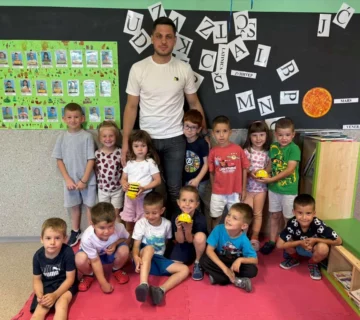 Radionica „Čarobne boje u pokretu“ u sklopu programa STEM bez barijera