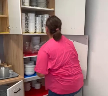 Najveća ljubav nije učiniti nešto umjesto djeteta. Najveća ljubav je naučiti ga da jednoga dana može samo!